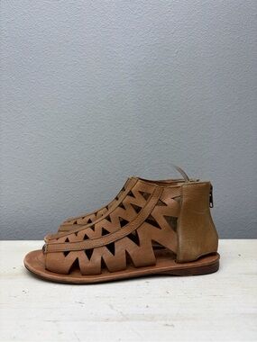 Baske California Brown Leather Gladiator Sandals Size 7